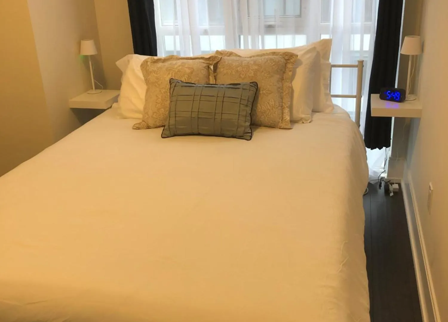Dreamy Chic Toronto Getaway 아파트