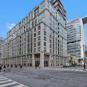 Luxury - Qwest Apartment
